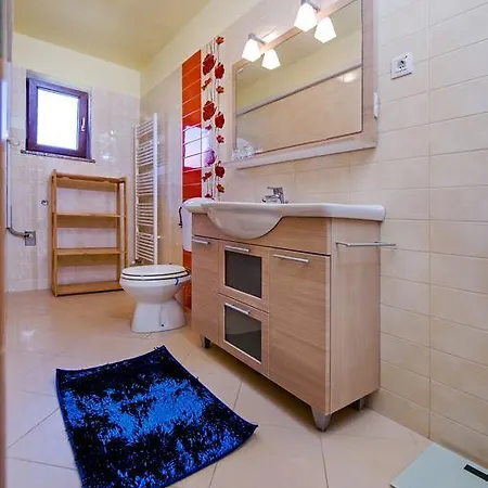 Apartman Karmen